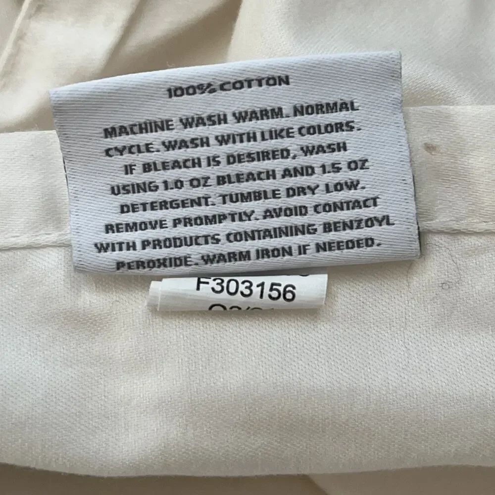 Threshold Dotted Bronze Twin XL Size Flat and Fitted Sheet Set 100% Cotton